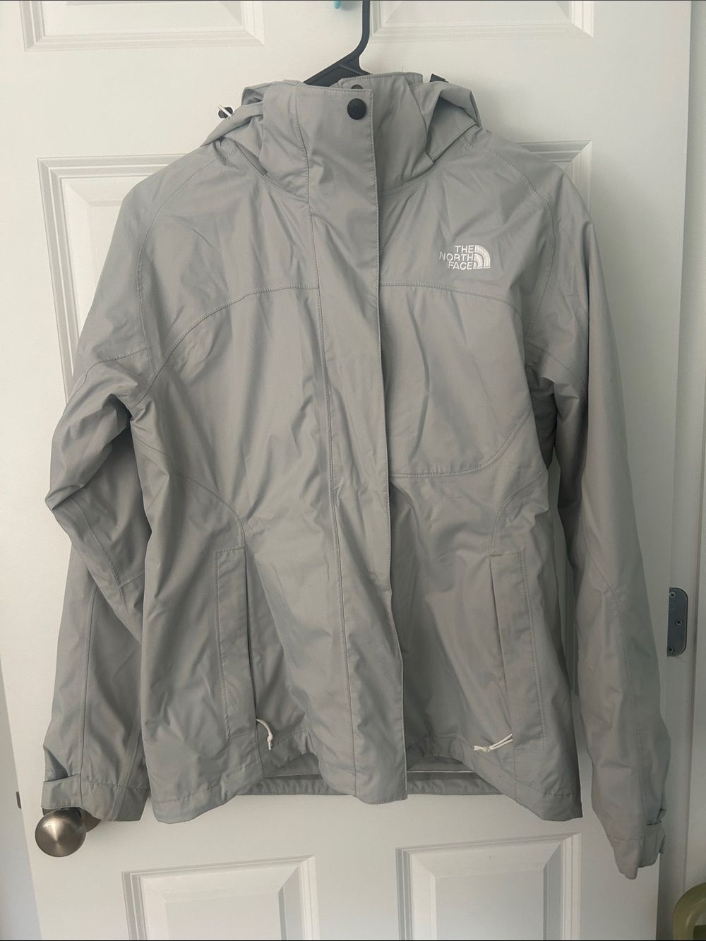 The North Face Women's Light Gray Hooded Ski Jacket